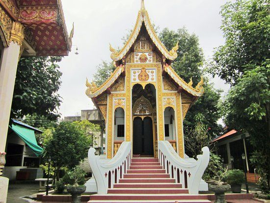 Wat Chomphu